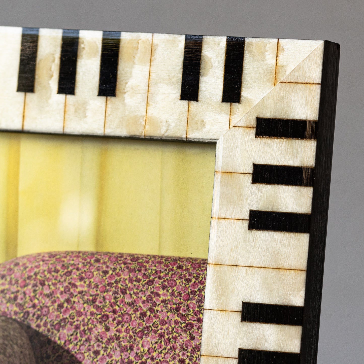 Piano Bianco Handmade Marquetry Picture Frame (4x6”) - Maison Midi