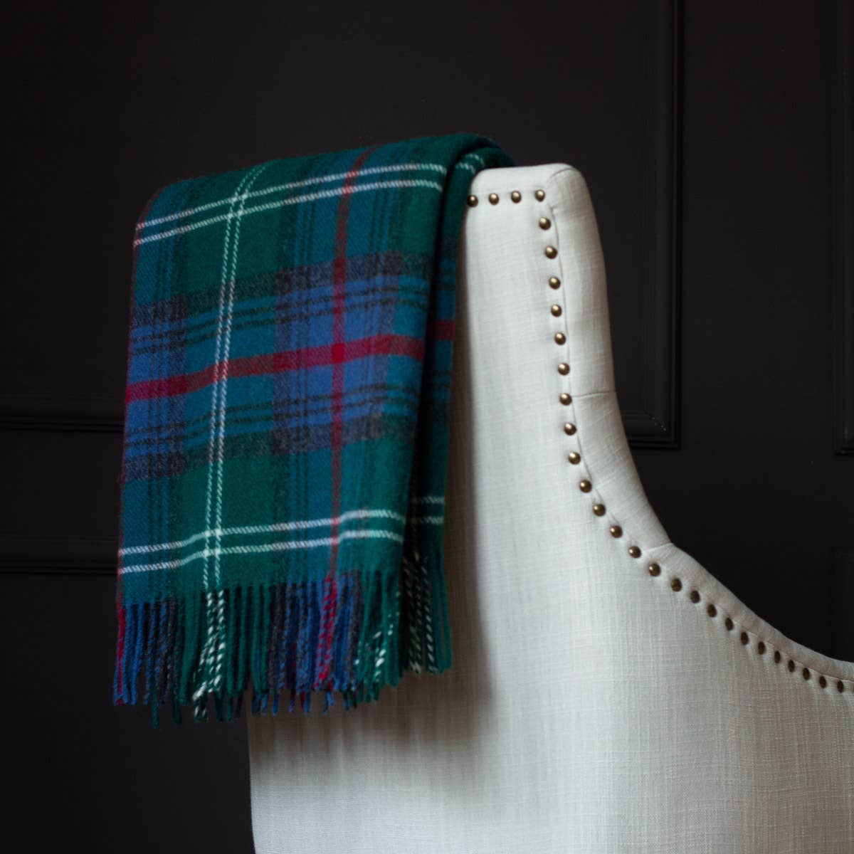 Hand-loomed Blue Tartan Plaid Mackenzie Wool Throw Blanket (Made in Ukraine)