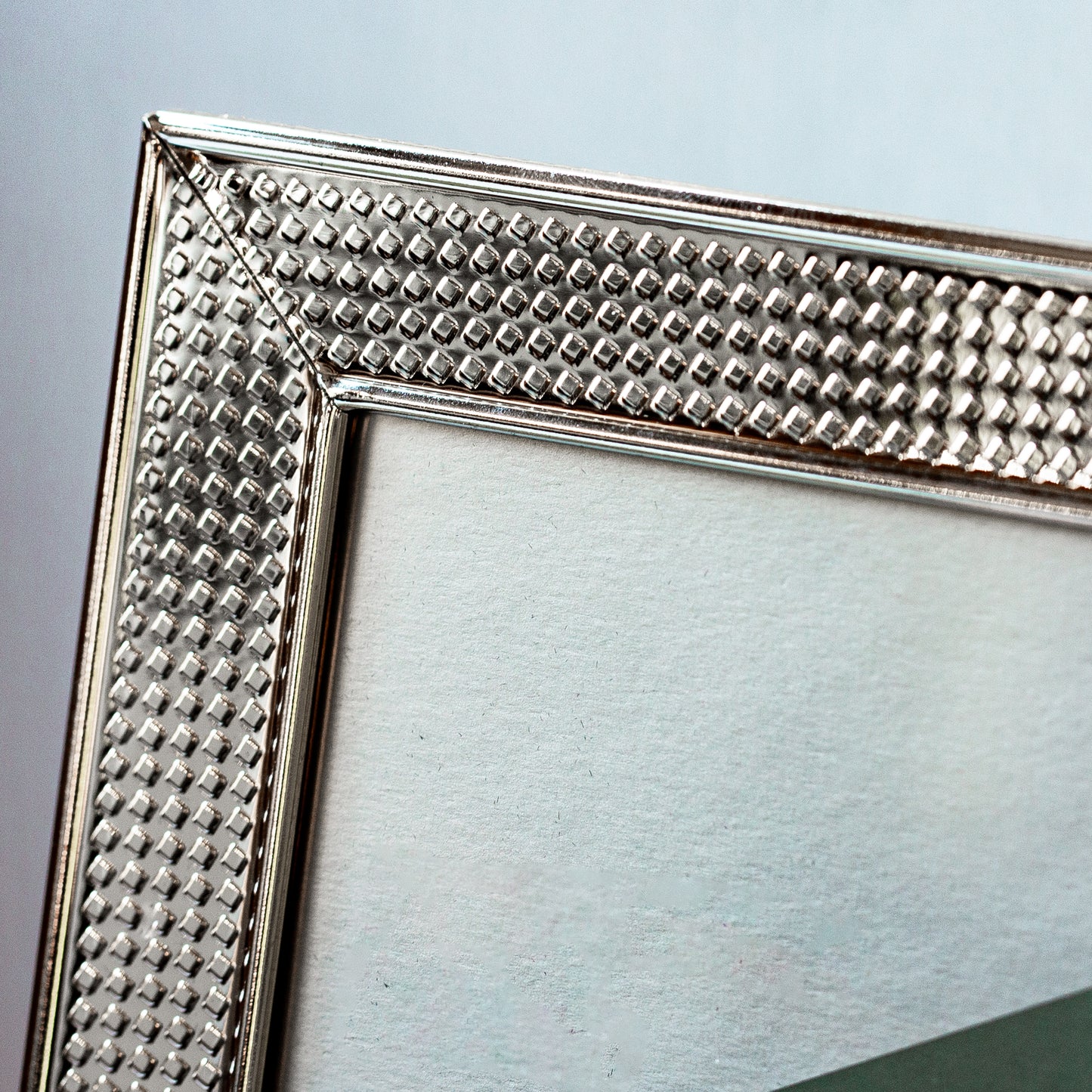 Silver Plated Embossed Tavira Metal Picture Frame (4x6”)
