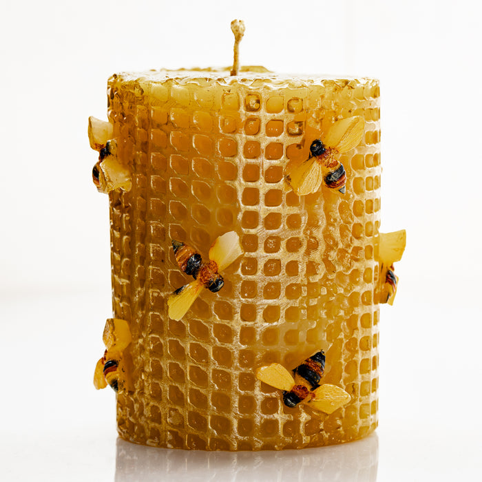Small Honeycomb and Bees Candle (made in Italy)