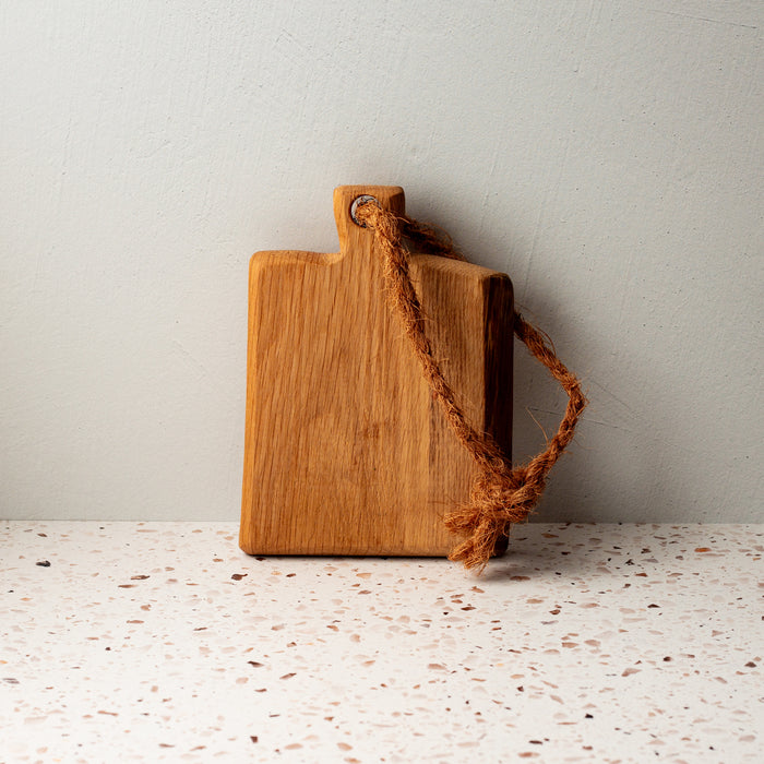 Solid Oak Wood Handcrafted Cutting Board With Rope & Handle (small)
