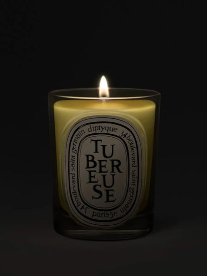 Tubéreuse (Tuberose) - Classic Candle by Diptyque - candlelit view