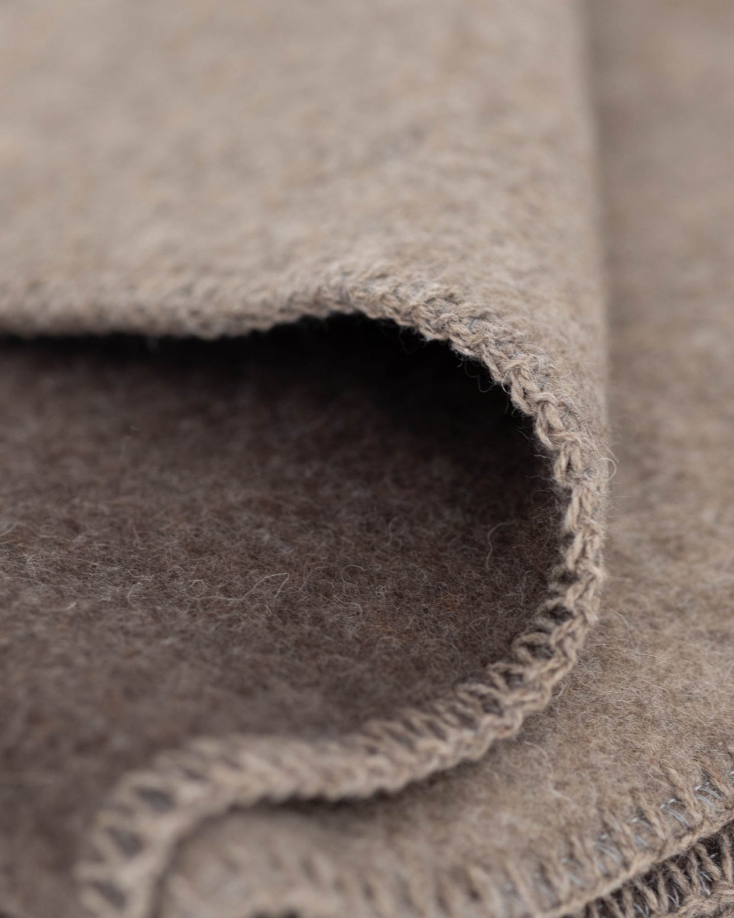 Hand-loomed Brown Grizzly Merino Wool Throw Blanket (Made in Ukraine)