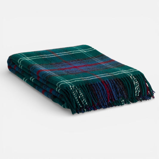Hand-loomed Blue Tartan Plaid Mackenzie Wool Throw Blanket (Made in Ukraine)