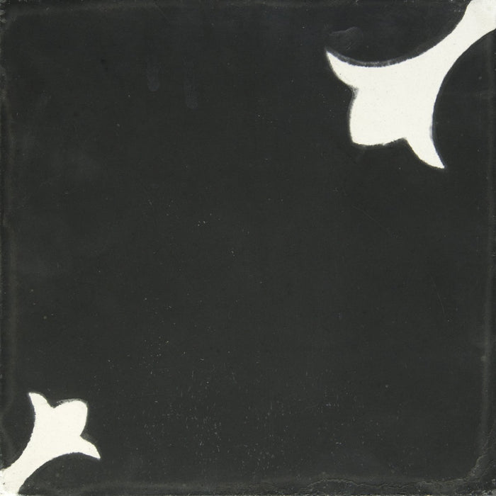 Black & White Castel Carocim Tile (8" x 8") (pack of 12)