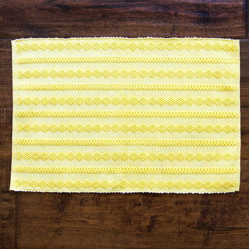 Daffodil & White Fill 100% Cotton Rep Weave Placemat (19.25" x 13")