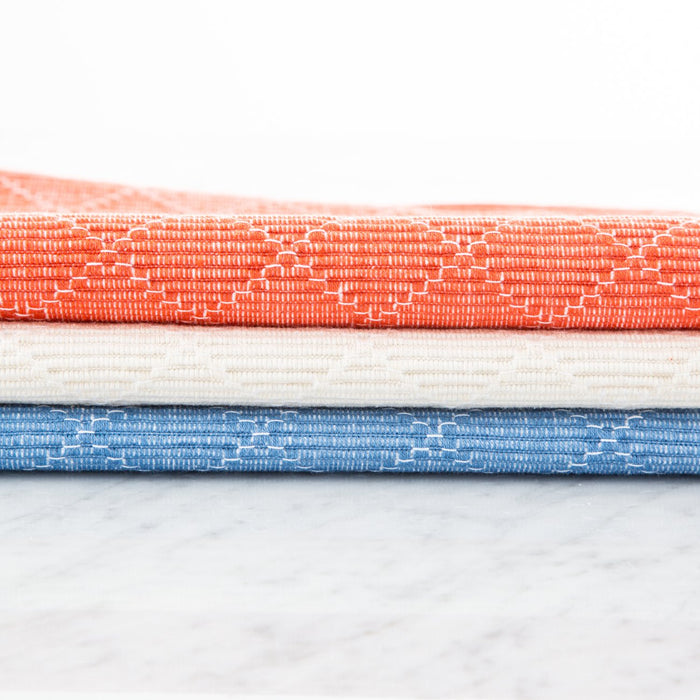Orange & White Fill 100% Cotton Rep Weave Placemat (19.25" x 13")