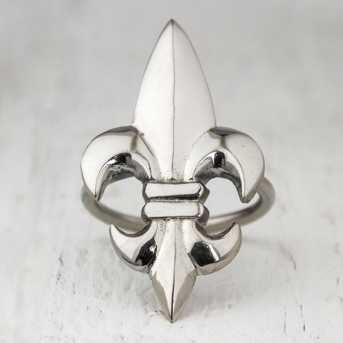 Silver Fleur De Lis Napkin Ring