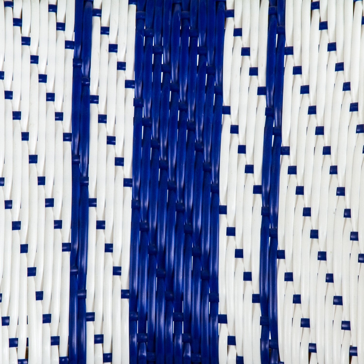 White & Blue Mediterranean Bistro Wrap Back Chair (D)
